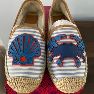 Tory Burch Blue Dusk Crab/Shell Espadrille Size 6